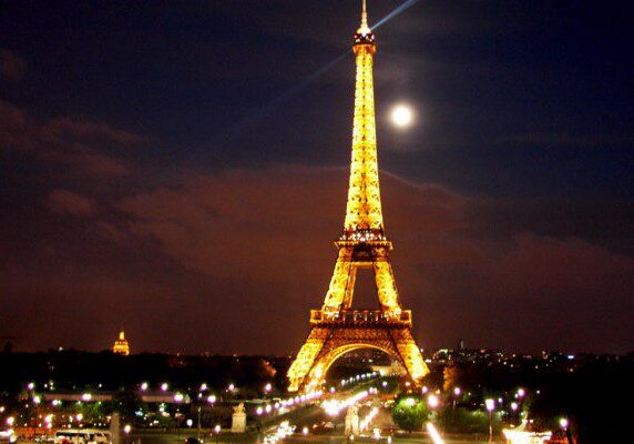 Night view of Eiffel Tower lights